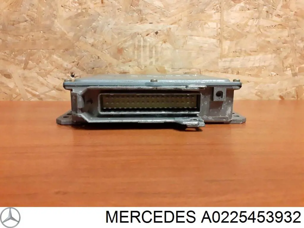 Compre A0225453932 Mercedes Módulo de direção (Centralina eletrônica) de motor