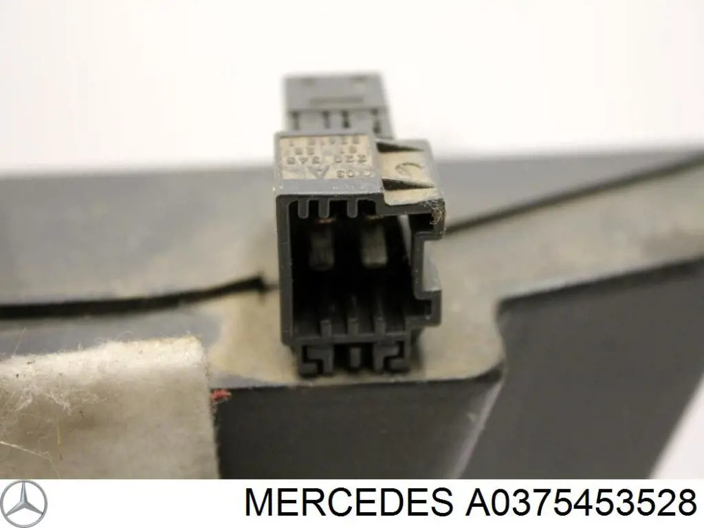 Desengate (ficha) da luz traseira Mercedes A0375453528 preço, a partir de 15,97 USD