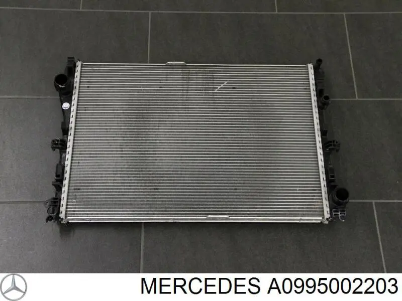Radiador de esfriamento de motor Mercedes A0995002203 preço, a partir de 194,30 USD
