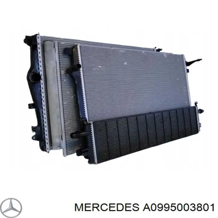 Radiador de esfriamento de motor adicional A0995003801 Mercedes