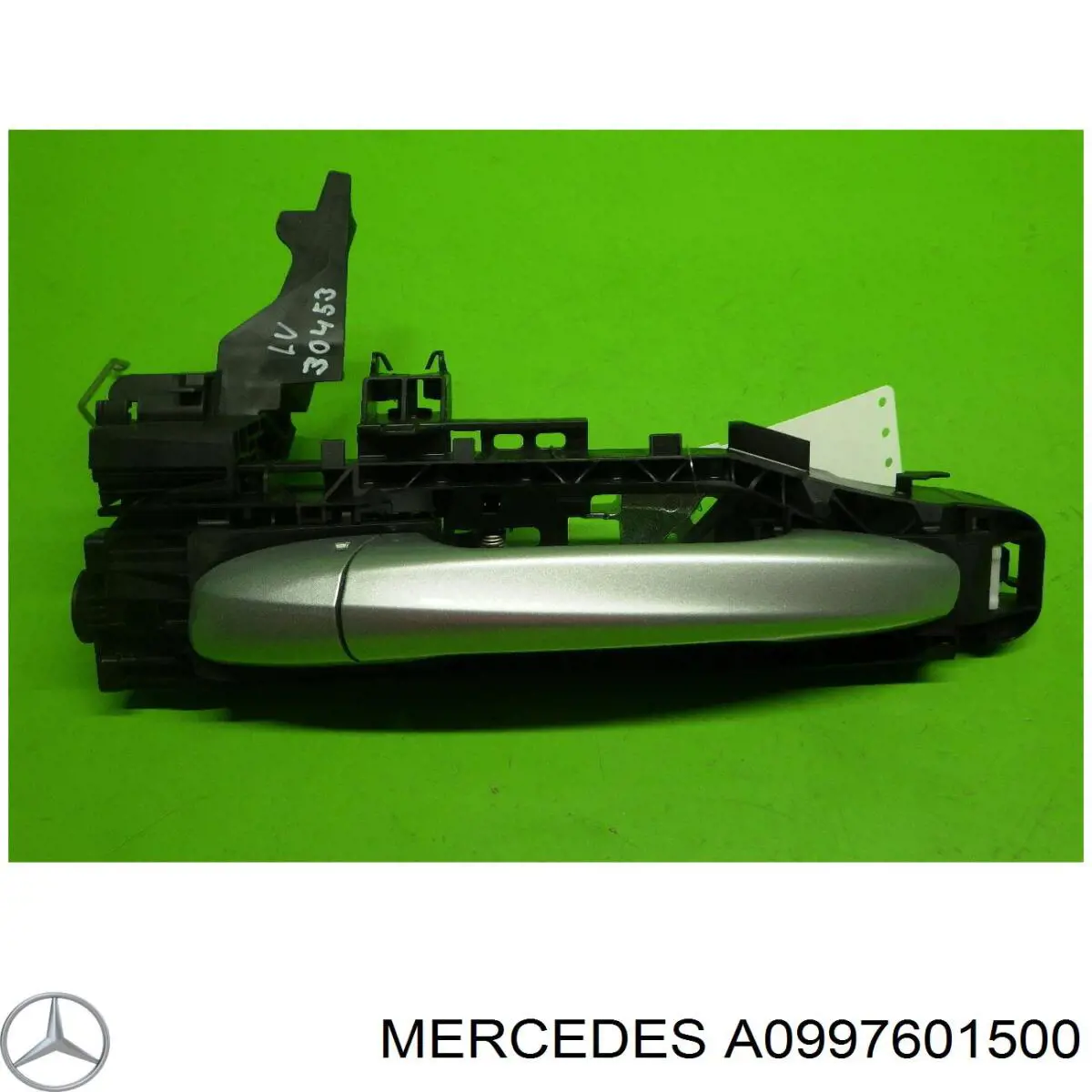 Suporte de maçaneta externa da porta dianteira esquerda Mercedes A0997601500 preço, a partir de 61,29 USD