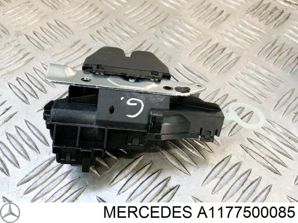 Compre A0997501800 Mercedes Fecho de tampa de porta-malas (de 3ª/5ª porta traseira)