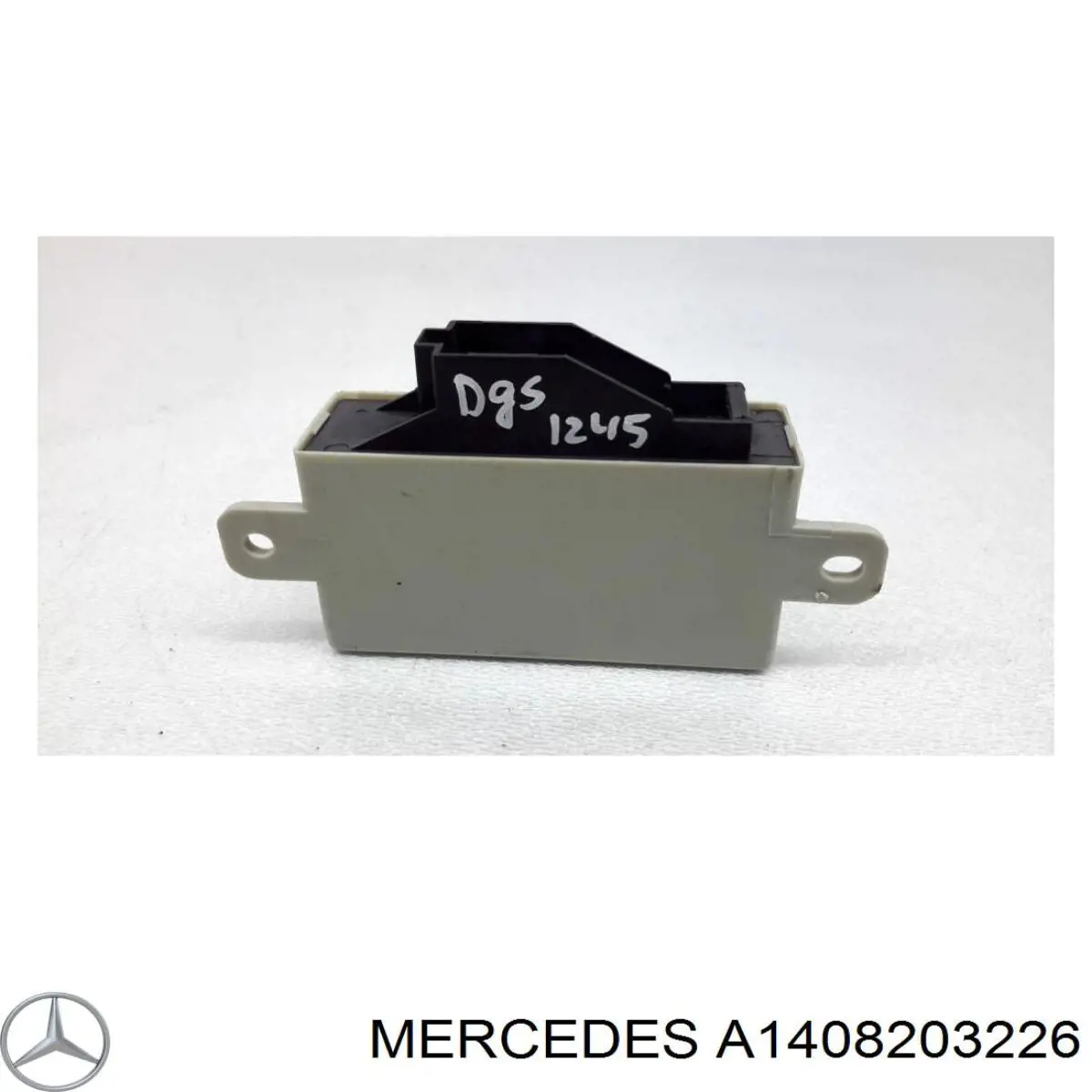 1408203226 Mercedes 