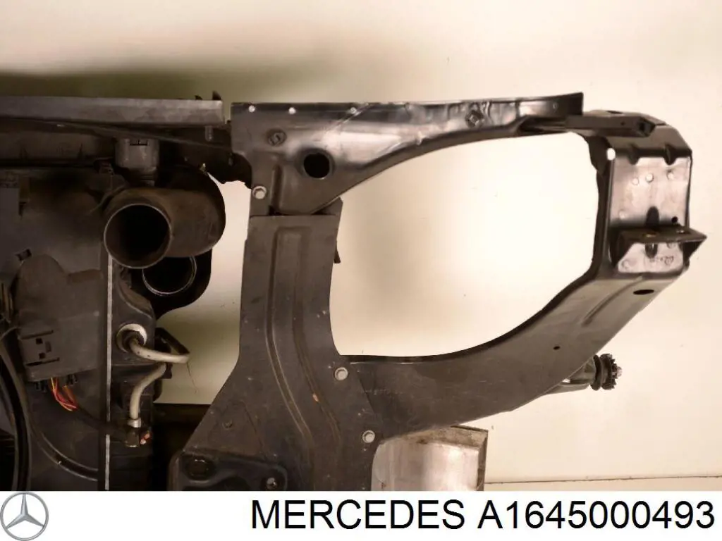 Difusor do radiador de esfriamento, montado com motor e roda de aletas Mercedes A1645000493 preço, a partir de 386,48 USD