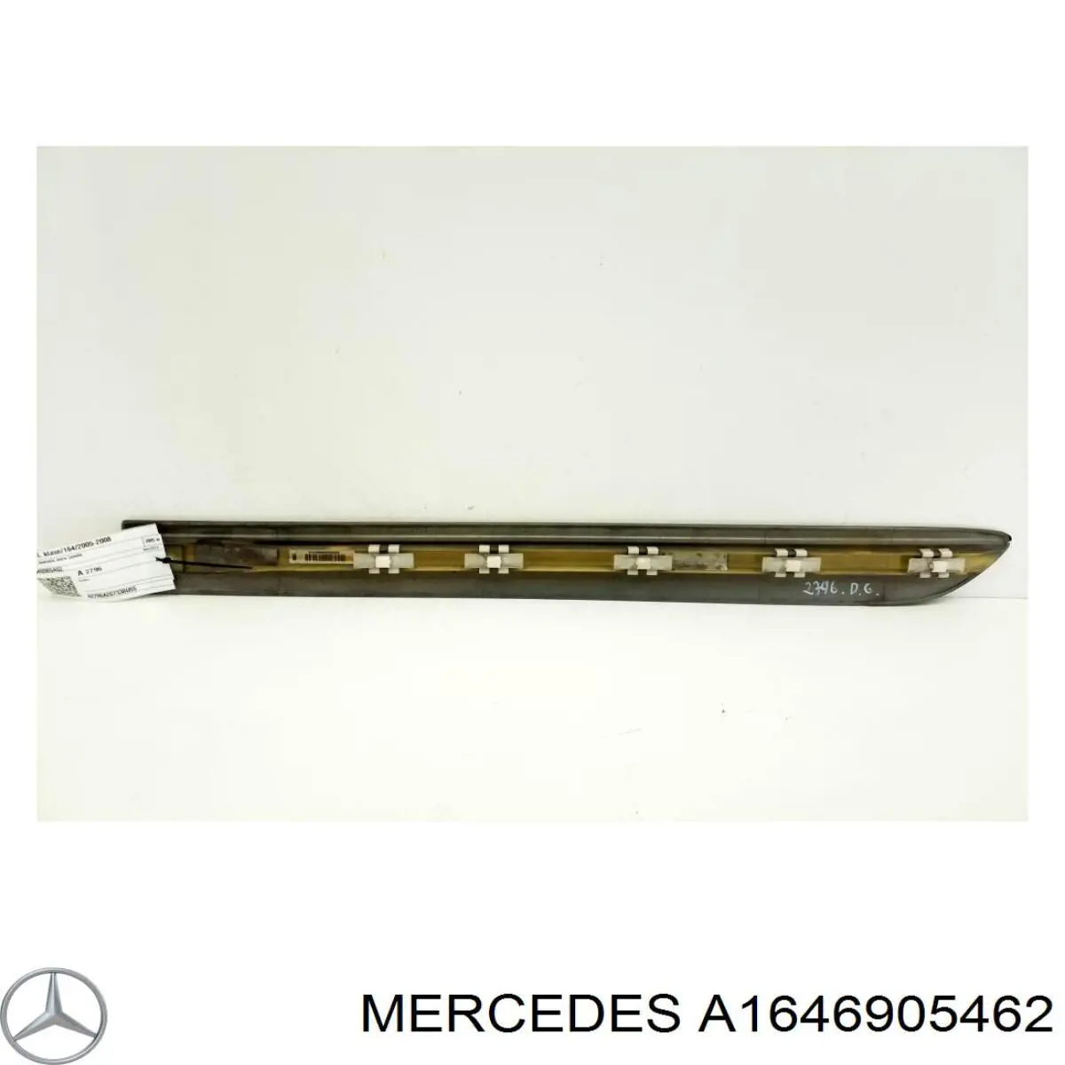 Compre A1646905462 Mercedes Moldura da porta traseira direita