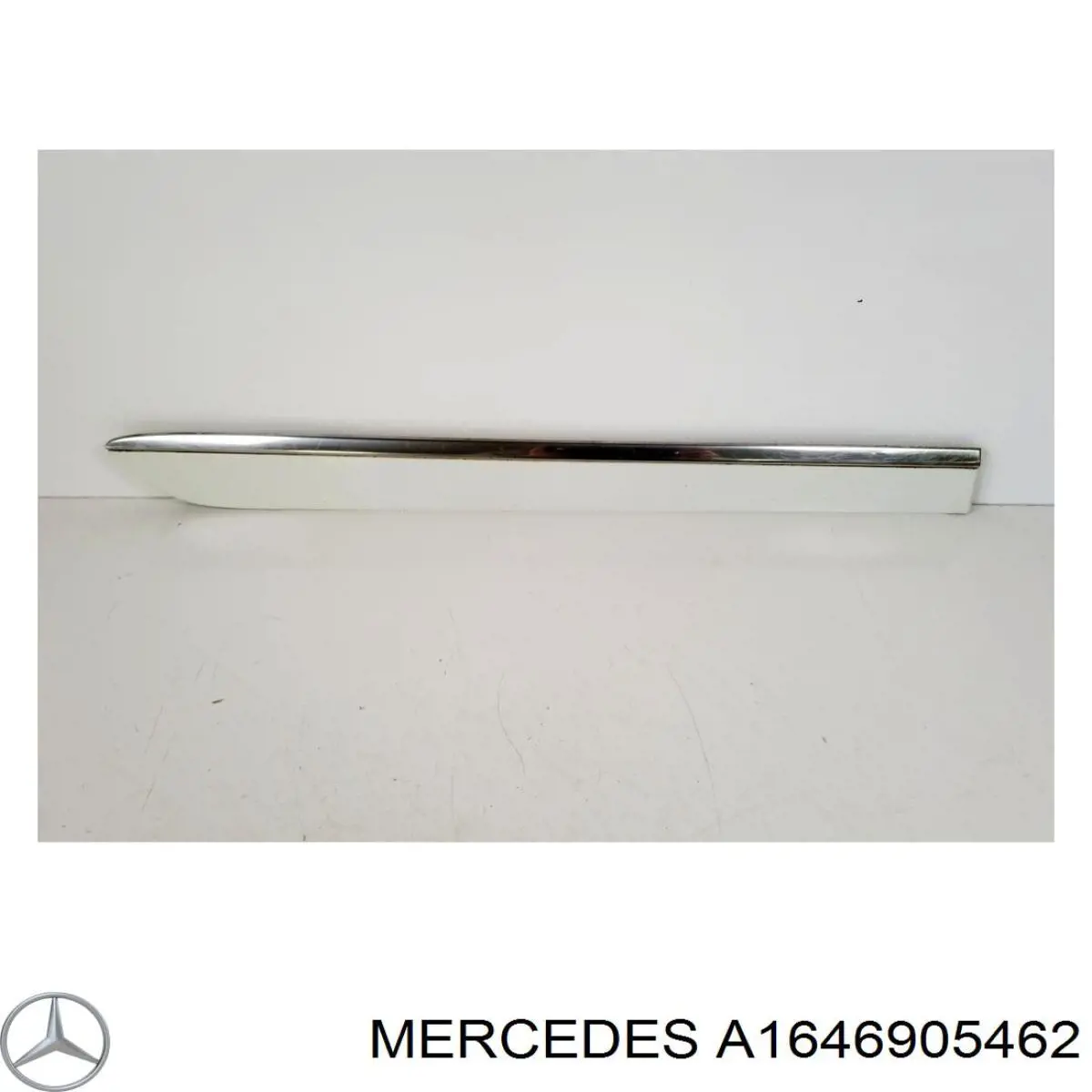 Compre A1646905462 Mercedes Moldura da porta traseira direita
