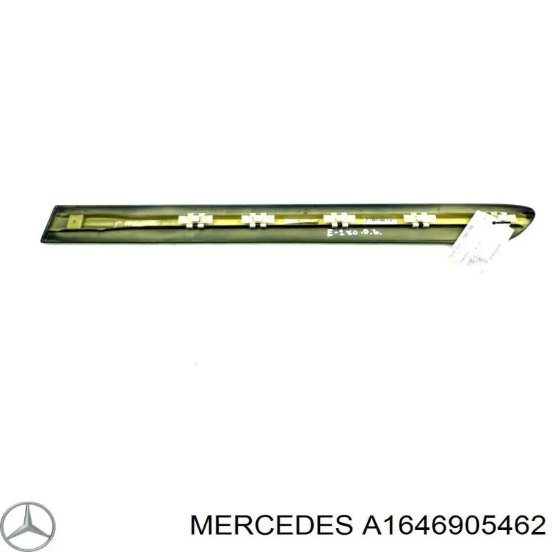 A1646905462 Mercedes Moldura da porta traseira direita