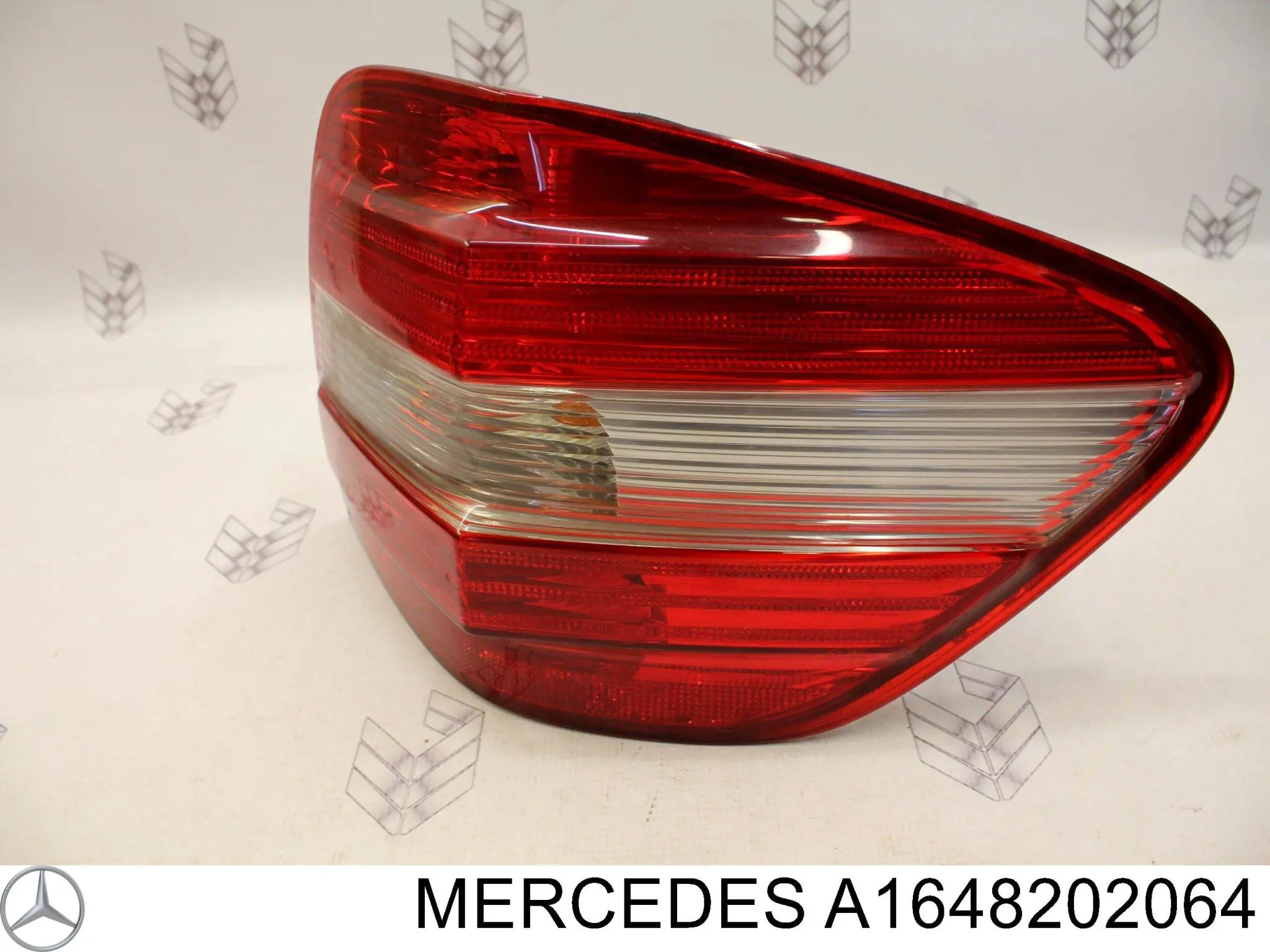 Lanterna traseira direita Mercedes A1648202064 preço, a partir de 172,00 USD