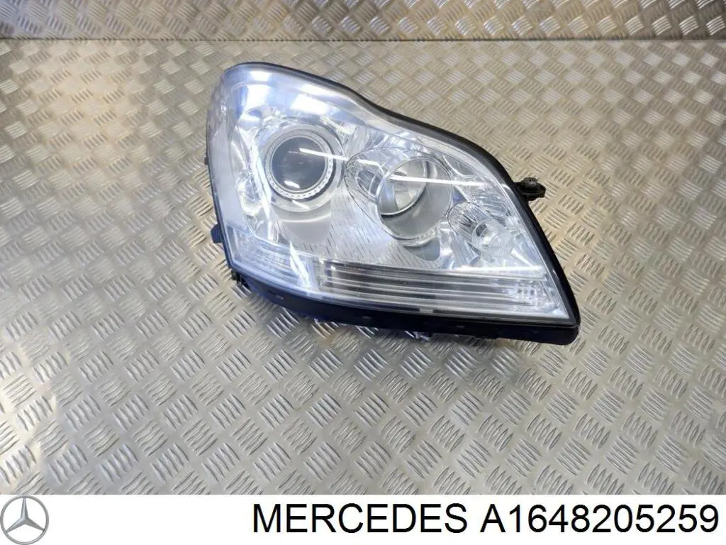 Compre A1648205259 Mercedes Luz direita