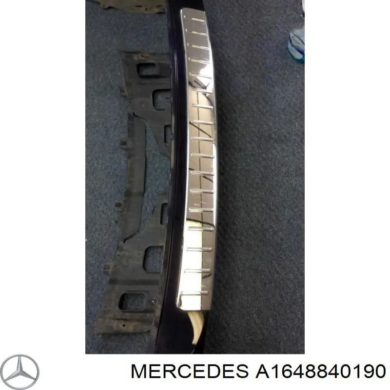 Placa sobreposta do pára-choque traseiro superior de proteção (degrau-grampo dobrável) Mercedes A1648840190 preço, a partir de 120,21 USD