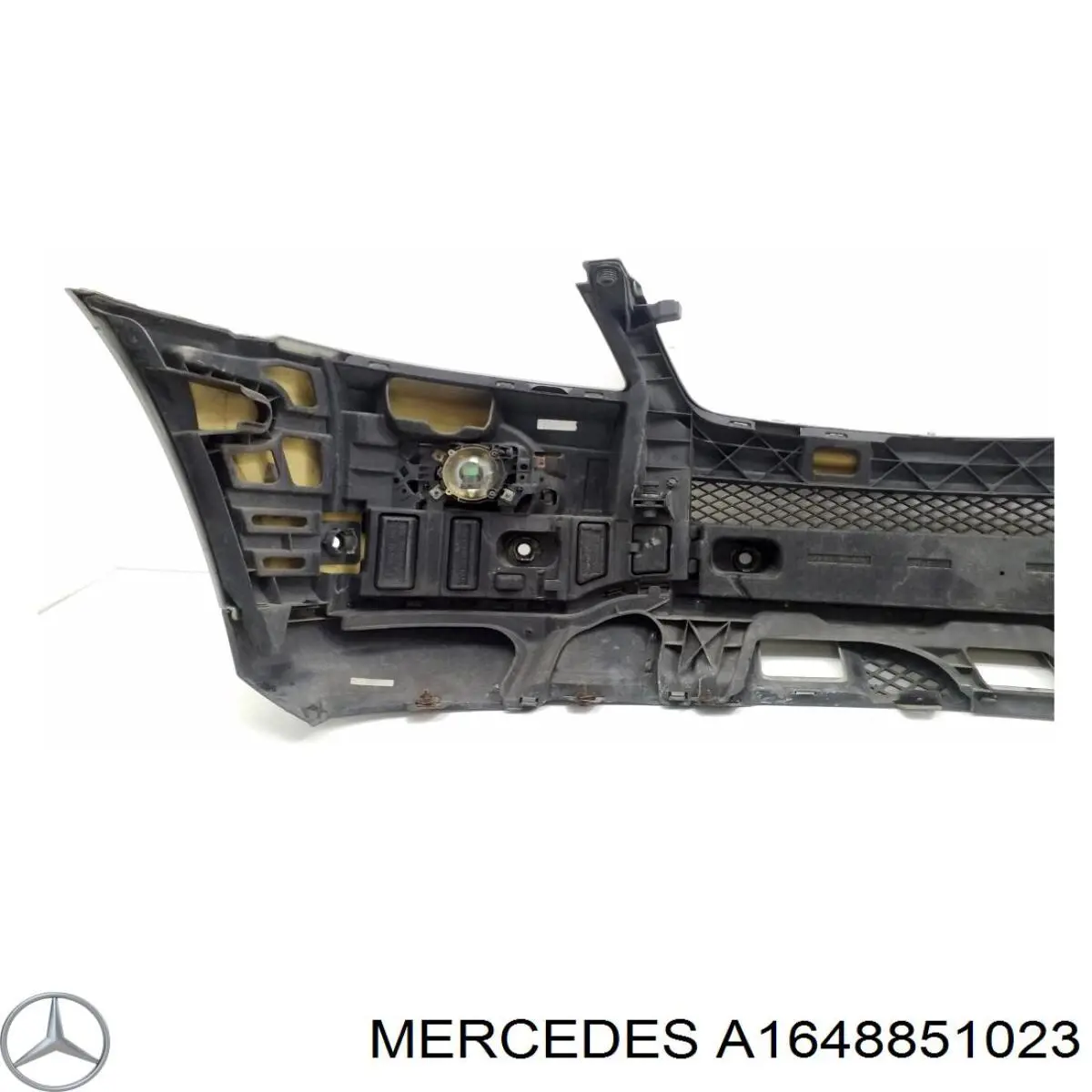 Compre A1648851023 Mercedes Borda (orla) das luzes de nevoeiro direita