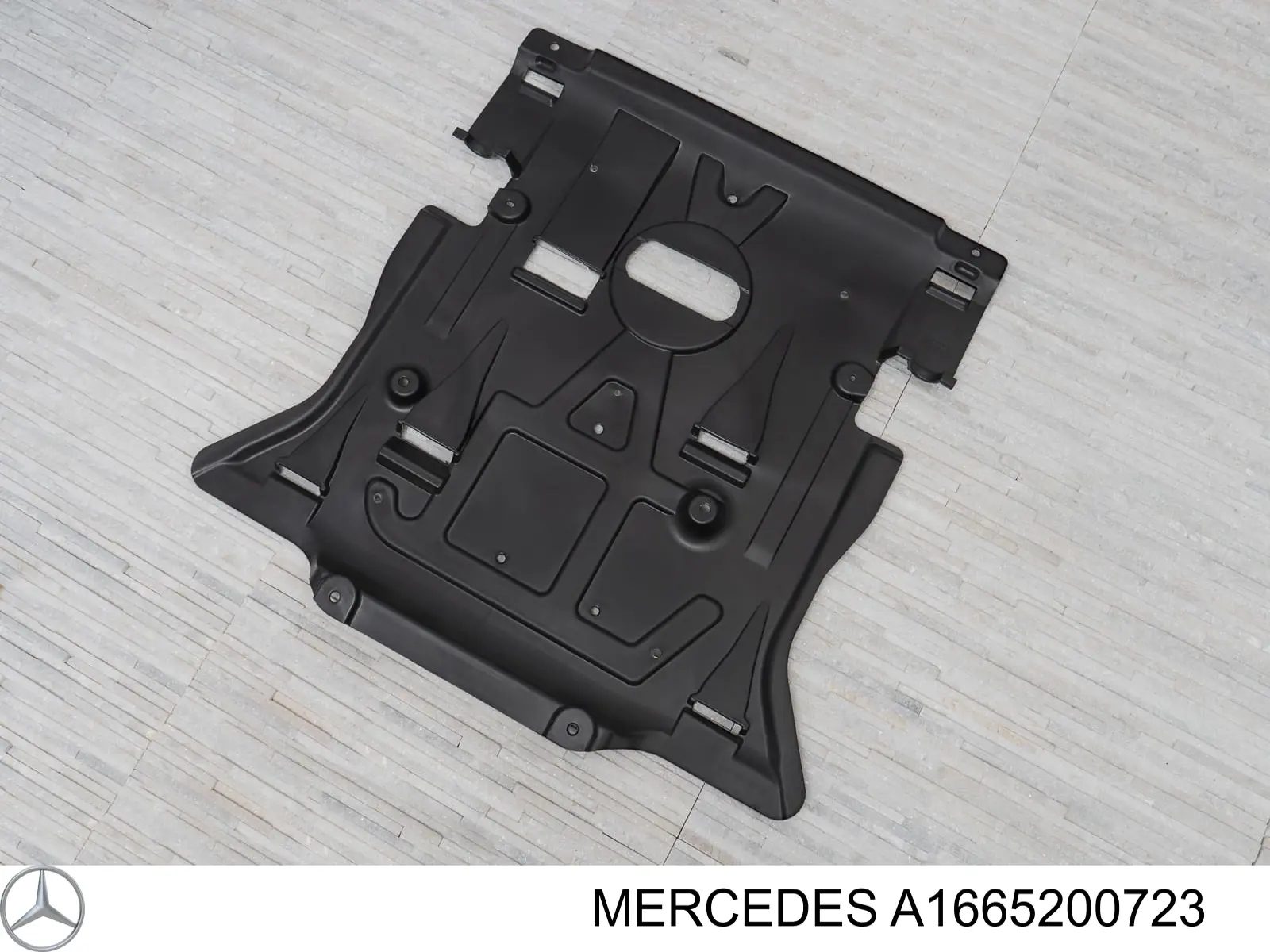 BF0136140002 Bapmic Proteção de motor dianteira