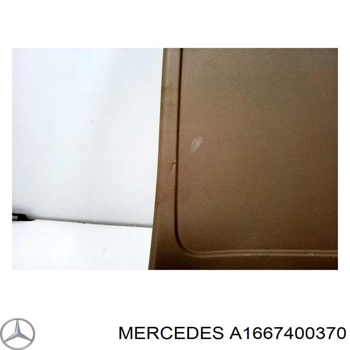 Compre A1667400370 Mercedes Revestimento (cobrimento) de tampa de porta-malas (de 3ª/5ª porta traseira)