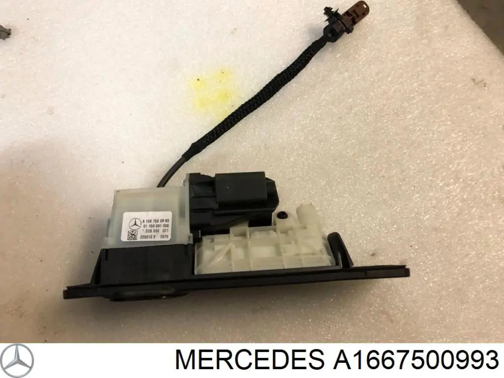 Puxador externo de tampa de porta-malas (de 3ª/5ª porta traseira) Mercedes A1667500993 preço, a partir de 81,86 USD