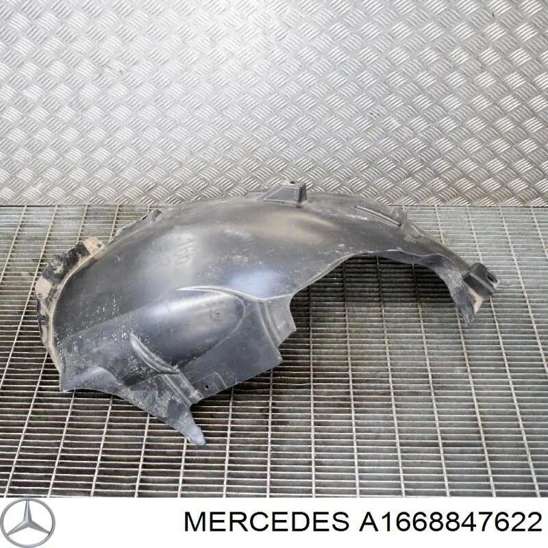 Guarda-barras esquerdo traseiro do pára-lama dianteiro Mercedes A1668847622 preço, a partir de 133,12 USD