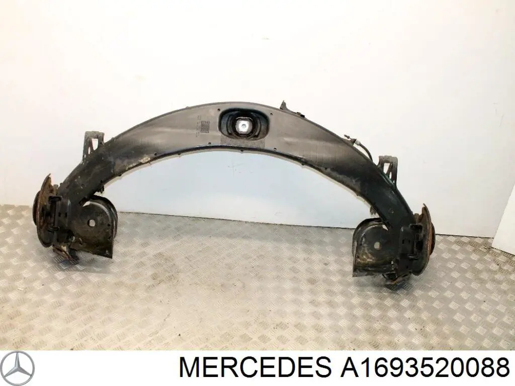 A1693520088 Mercedes Proteção de viga traseira (de plataforma veicular)
