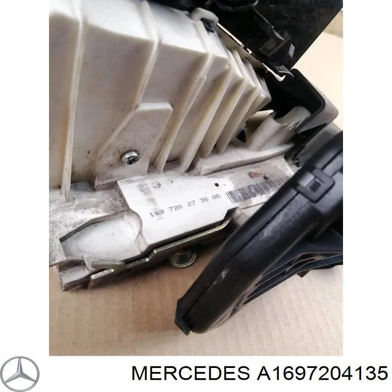 Compre A1697204135 Mercedes Fecho da porta dianteira esquerda