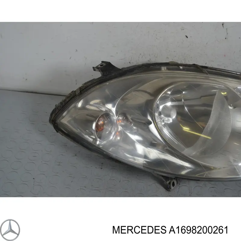Luz direita Mercedes A1698200261 preço, a partir de 106,66 USD