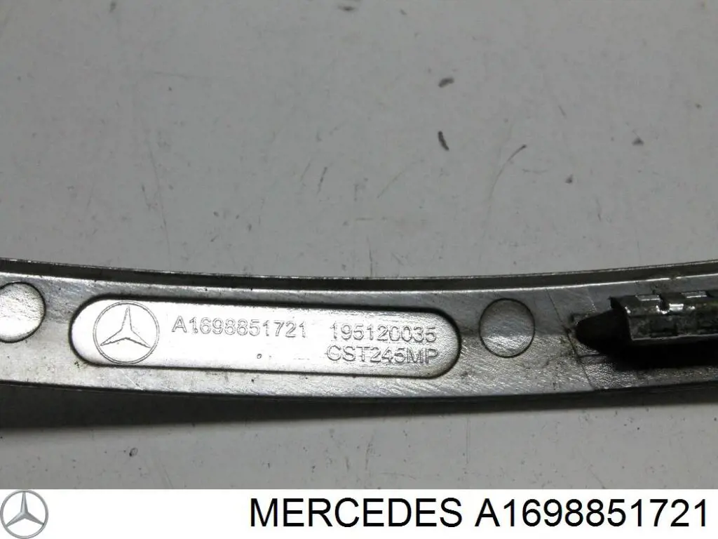 A1698851721 Mercedes Moldura esquerda do pára-choque dianteiro