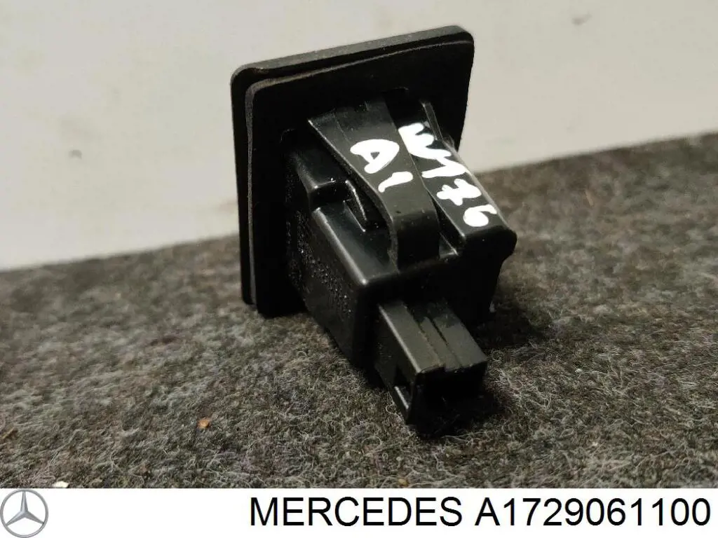 Lanterna da luz de fundo de matrícula traseira Mercedes A1729061100 preço, a partir de 27,42 USD