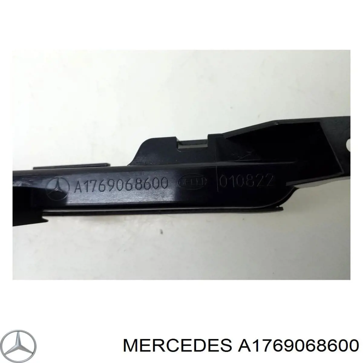 Sinal de parada traseiro adicional Mercedes A1769068600 preço, a partir de 131,10 USD