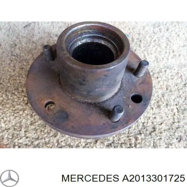 Cubo dianteiro Mercedes A2013301725 preço, a partir de  USD