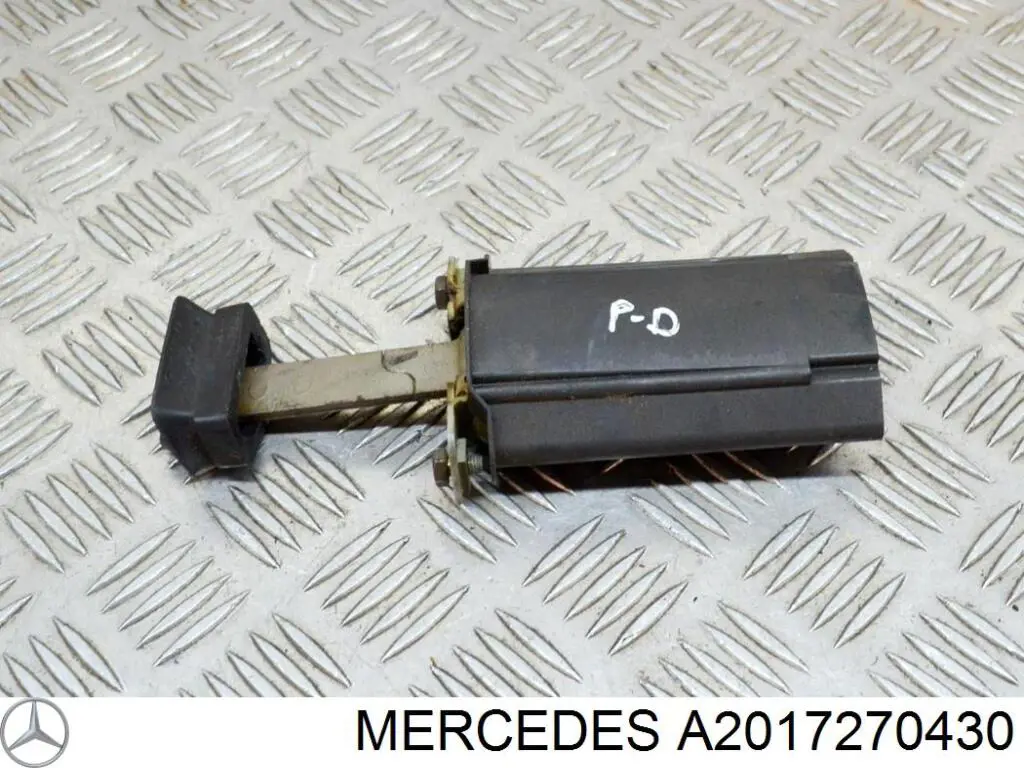 A2017270430 Mercedes 