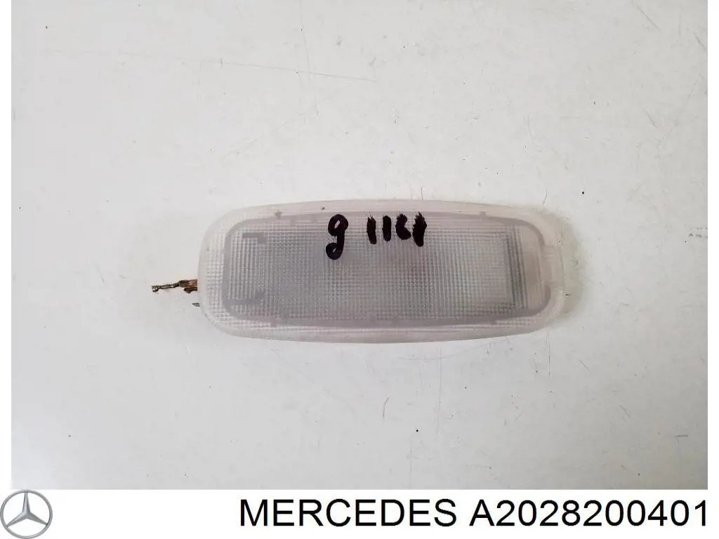 A2028200401 Mercedes Quebra-luz traseiro de iluminação de salão (de cabina)