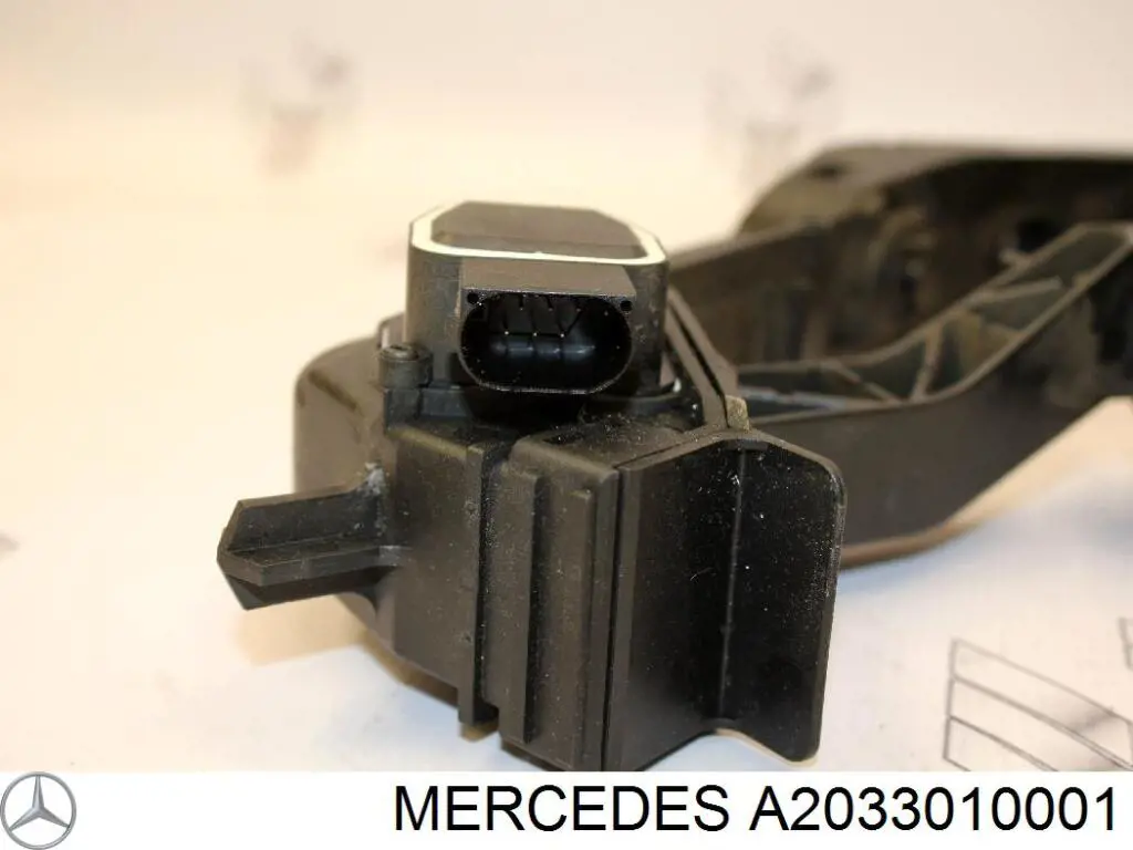 A2033010001 Mercedes 