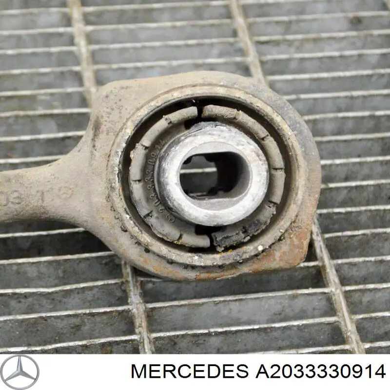 Compre A2033330914 Mercedes Bloco silencioso dianteiro do braço oscilante inferior