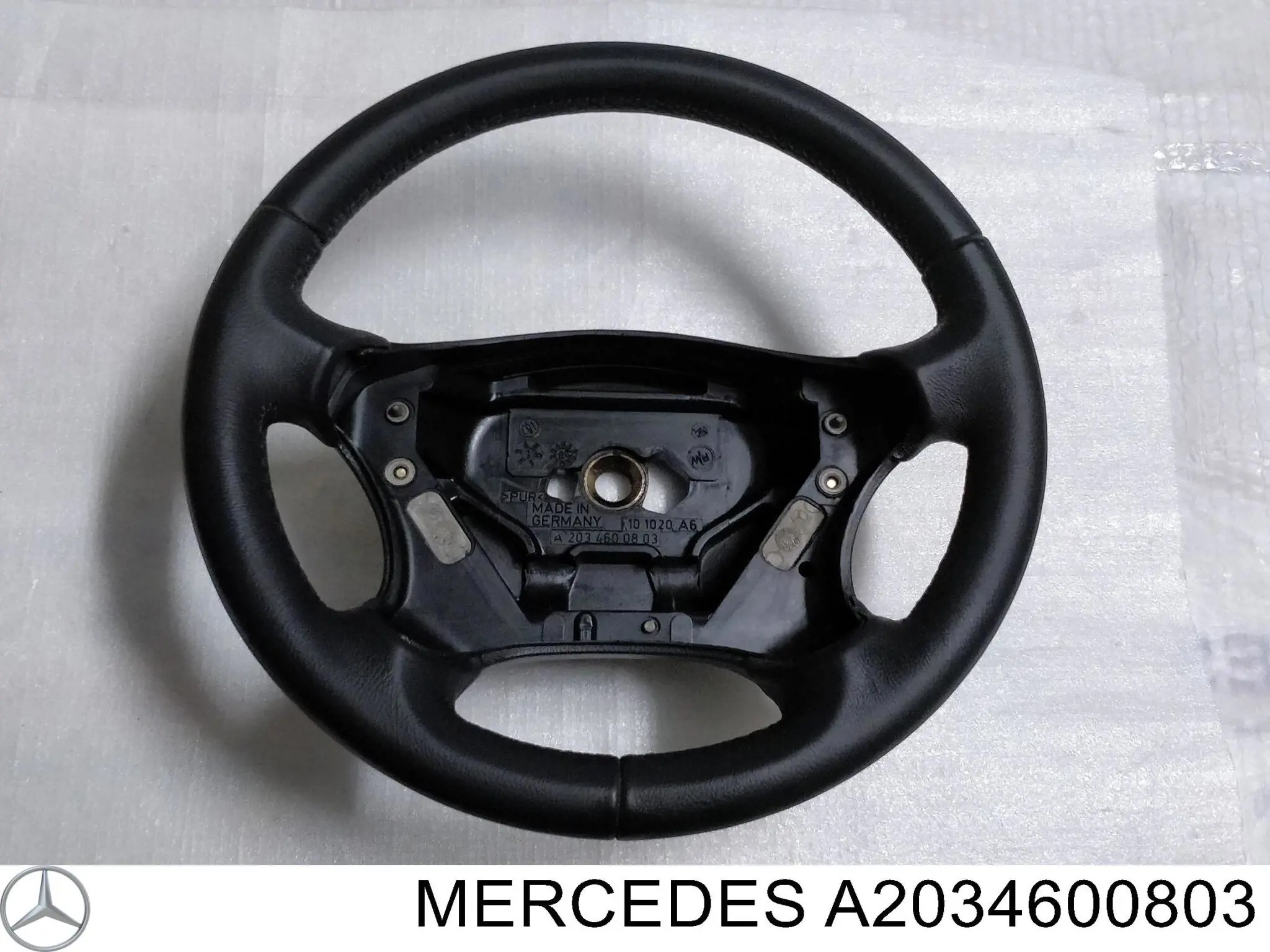 Volante Mercedes A2034600803