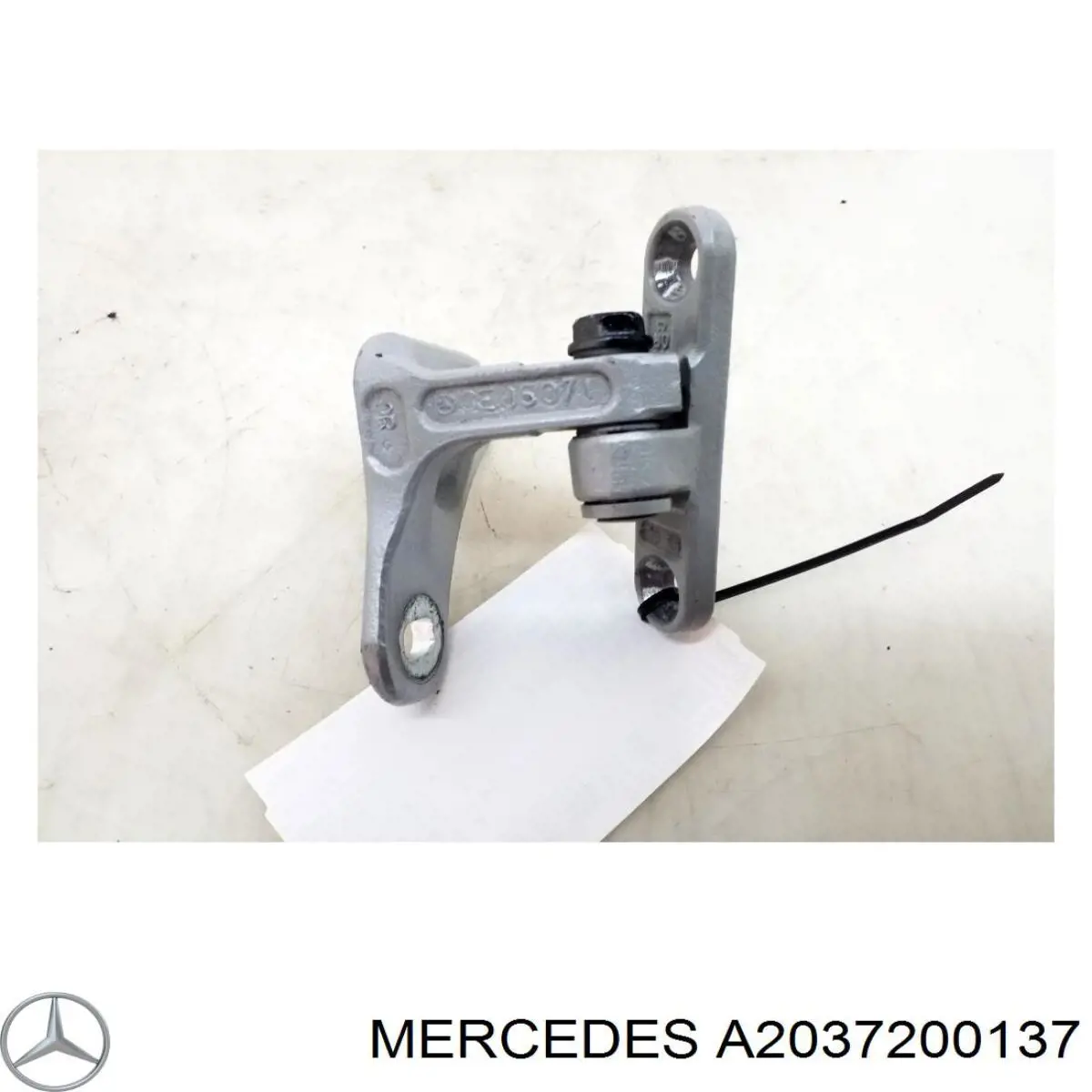 A2037200137 Mercedes Gozno da porta dianteira esquerda
