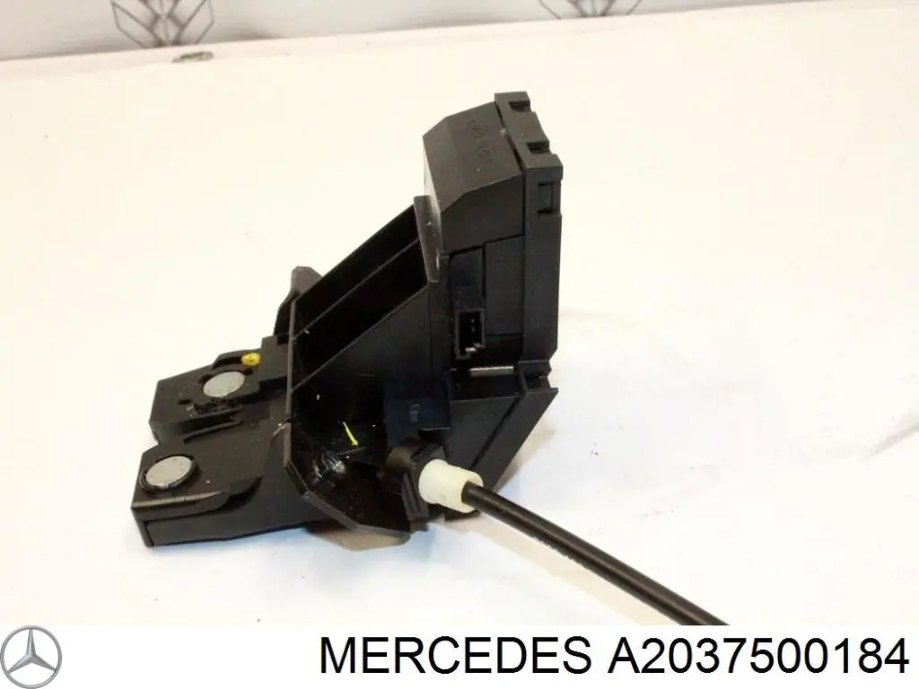 A2037500184 Mercedes Fecho de tampa de porta-malas (de 3ª/5ª porta traseira)