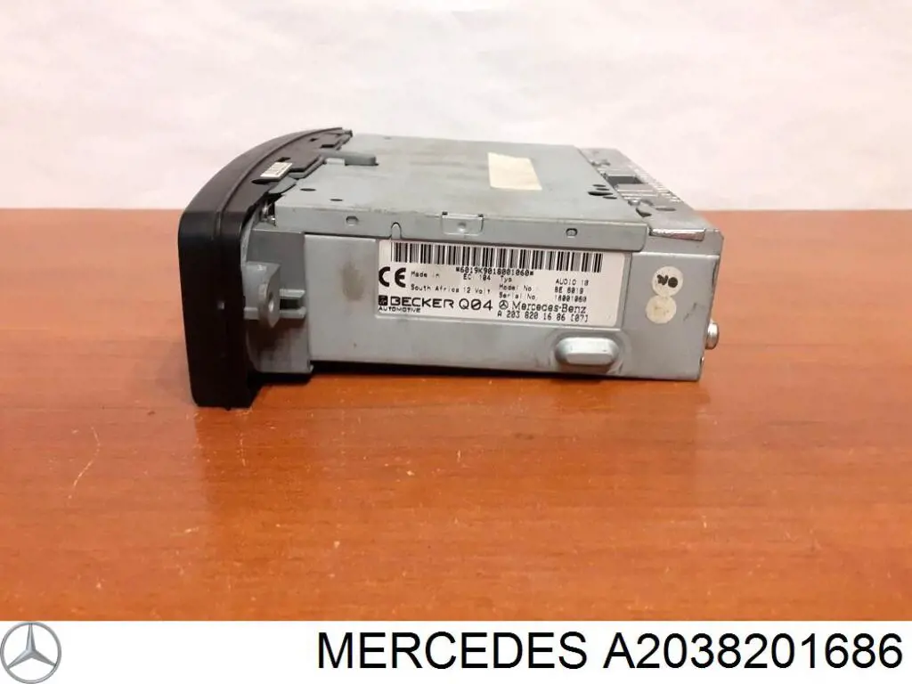 A2038201686 Mercedes Aparelhagem de som (rádio AM/FM)