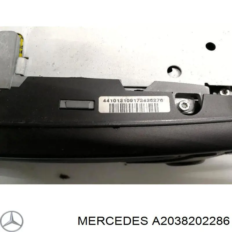 Aparelhagem de som (rádio AM/FM) Mercedes A2038202286 preço, a partir de 89,51 USD