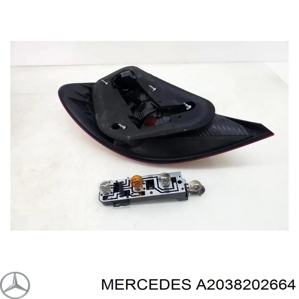 Lanterna traseira direita Mercedes A2038202664 preço, a partir de 176,43 USD