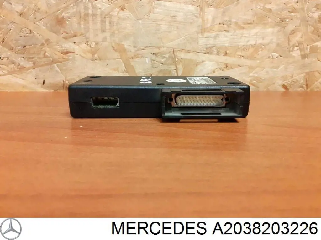A2038203226 Mercedes Unidade de controlo de telefone