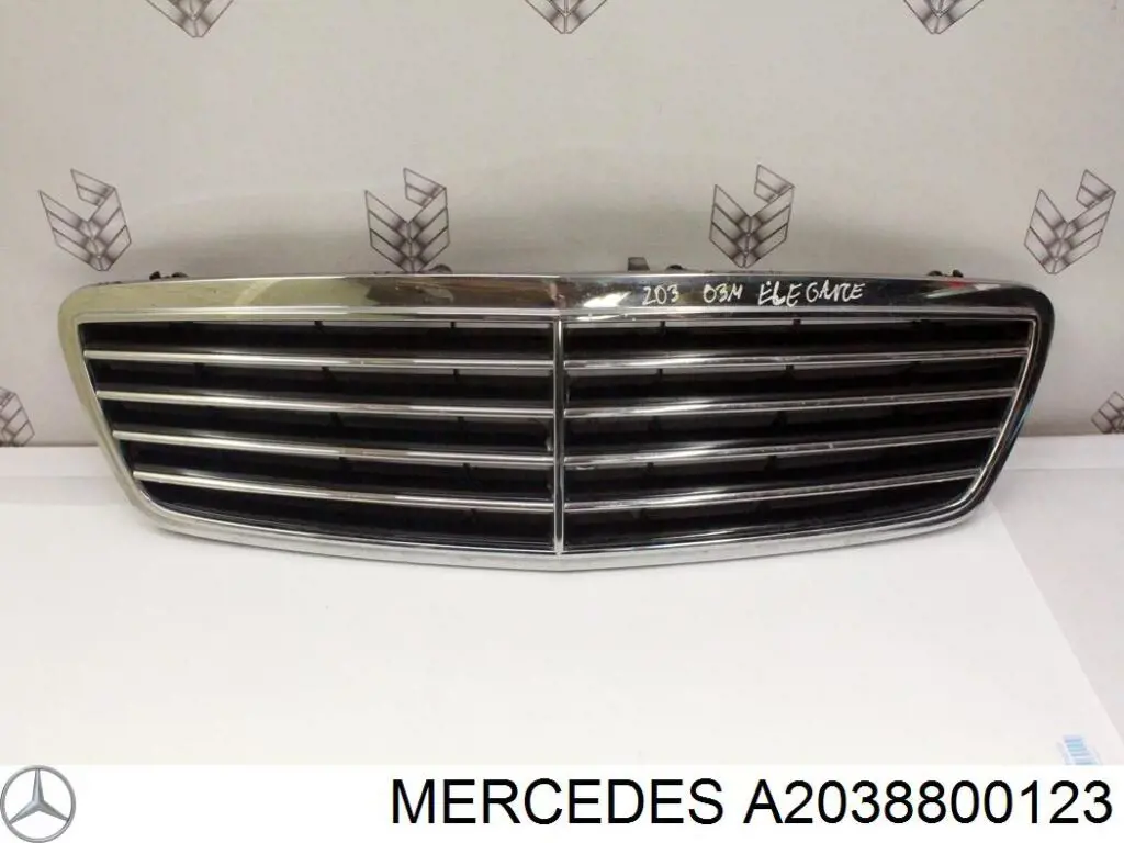 Grelha do radiador Mercedes A2038800123 preço, a partir de 55,87 USD