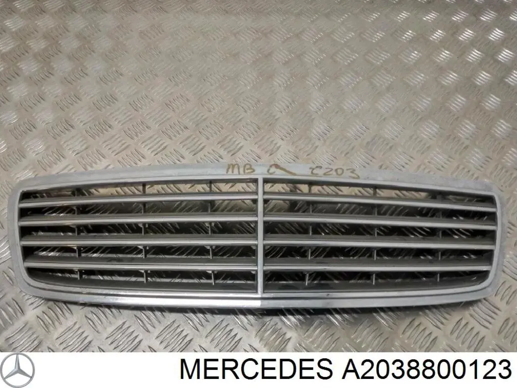 Compre A2038800123 Mercedes Grelha do radiador
