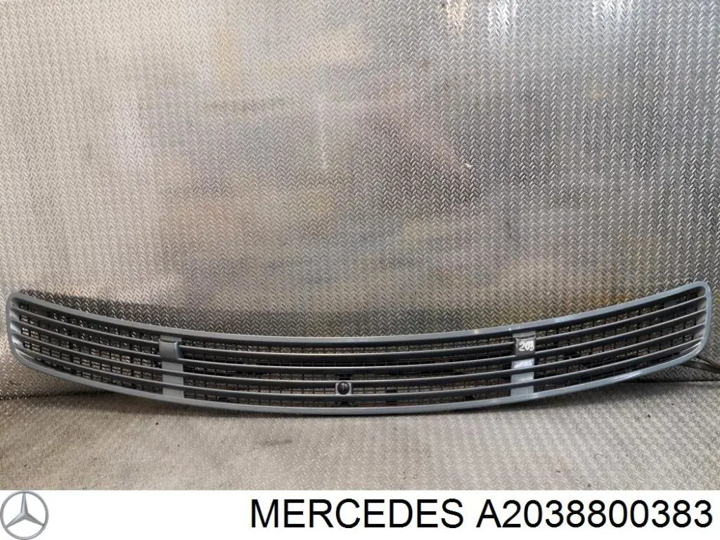 Grelha do radiador Mercedes A2038800383 preço, a partir de 114,07 USD