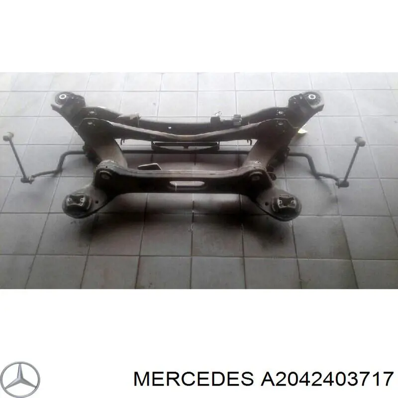 Coxim (suporte) direito de motor Mercedes A2042403717 preço, a partir de 112,37 USD