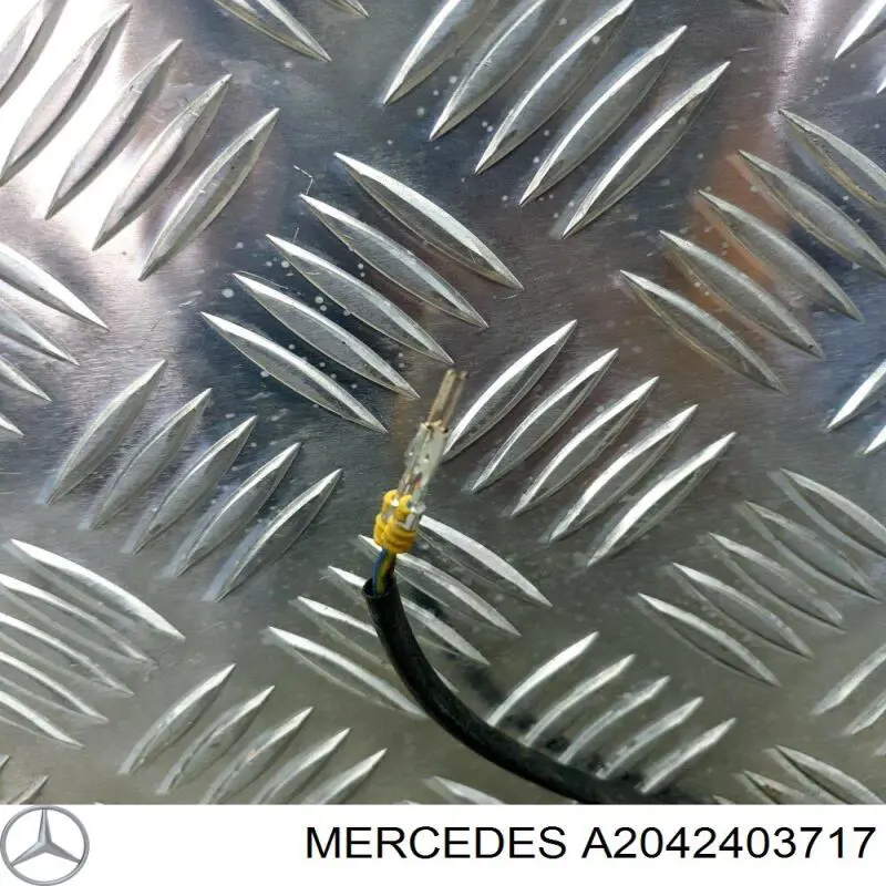 A2042403717 Mercedes Coxim (suporte) direito de motor