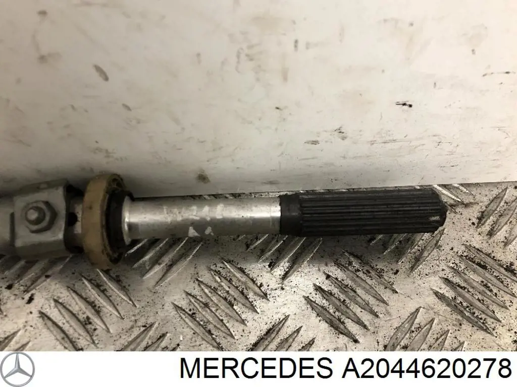 Compre A2044620278 Mercedes Veio da coluna de direção inferior