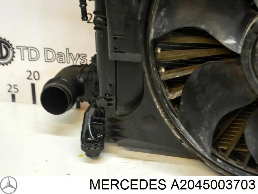 Compre A2045003703 Mercedes Radiador de esfriamento de motor