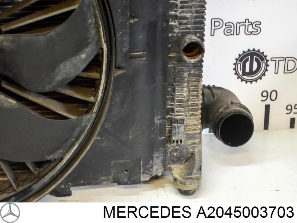 Radiador de esfriamento de motor A2045003703 Mercedes