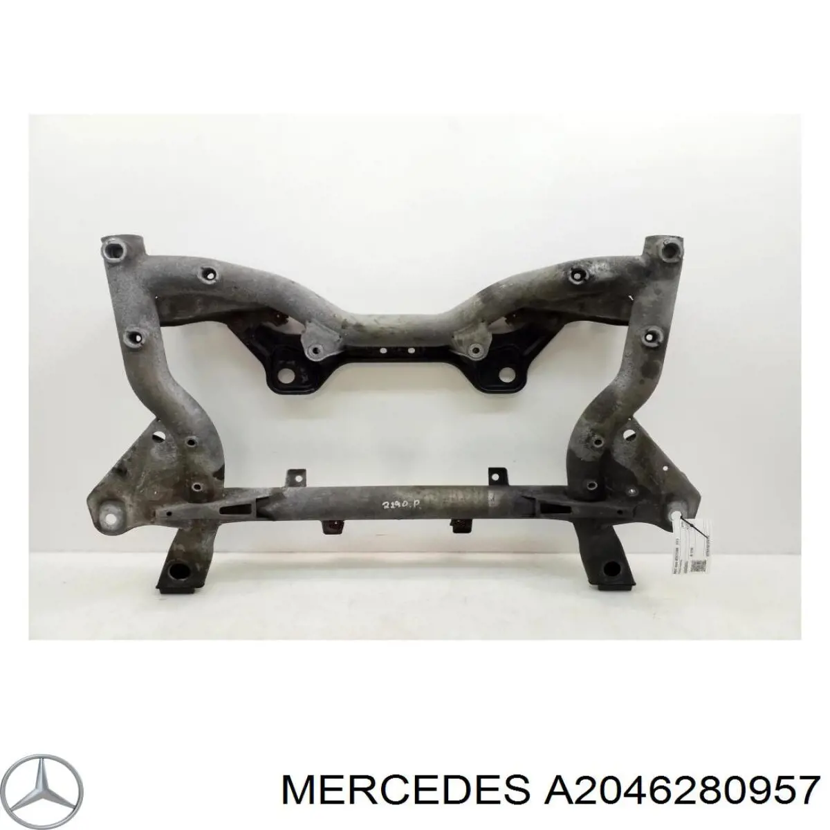Compre A2046280957 Mercedes Viga de suspensão dianteira (plataforma veicular)