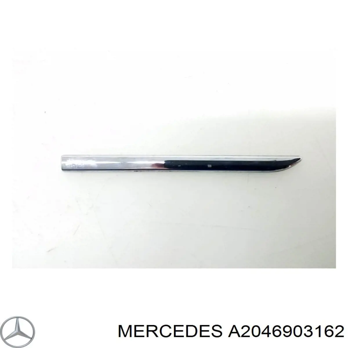 A2046903162 Mercedes Placa sobreposta do pára-lama dianteiro esquerdo