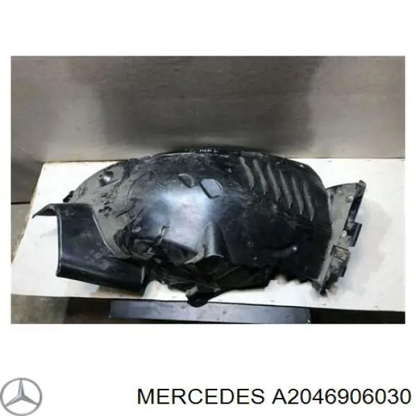 Guarda-barras esquerdo dianteiro do pára-lama dianteiro Mercedes A2046906030 preço, a partir de 37,53 USD