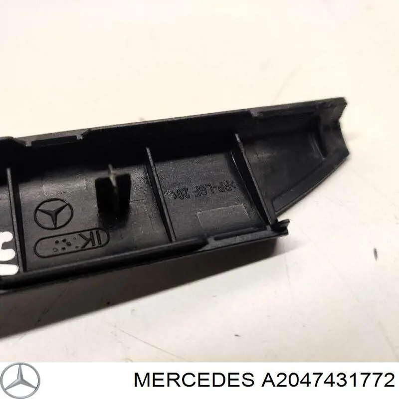 A2047431772 Mercedes 