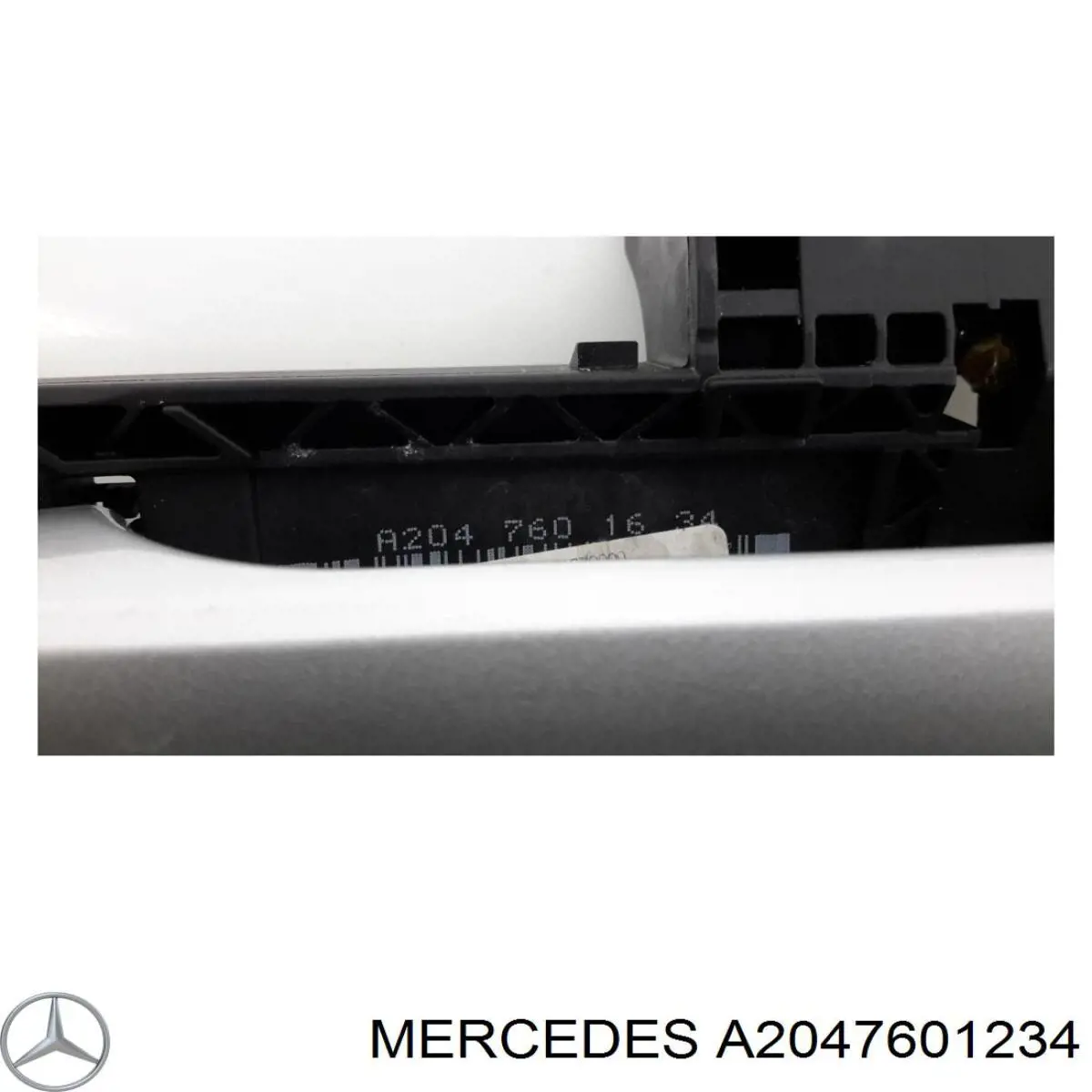 Suporte de maçaneta externa da porta dianteira direita Mercedes A2047601234 preço, a partir de 56,23 USD